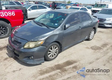 2010 Toyota Corolla S z USA, uszkodzony, nr VIN 2T1BU4EE9AC532704